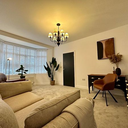 Clover Lodge Portsmouth Luxury Home With Off Road Free Parking 외부 사진