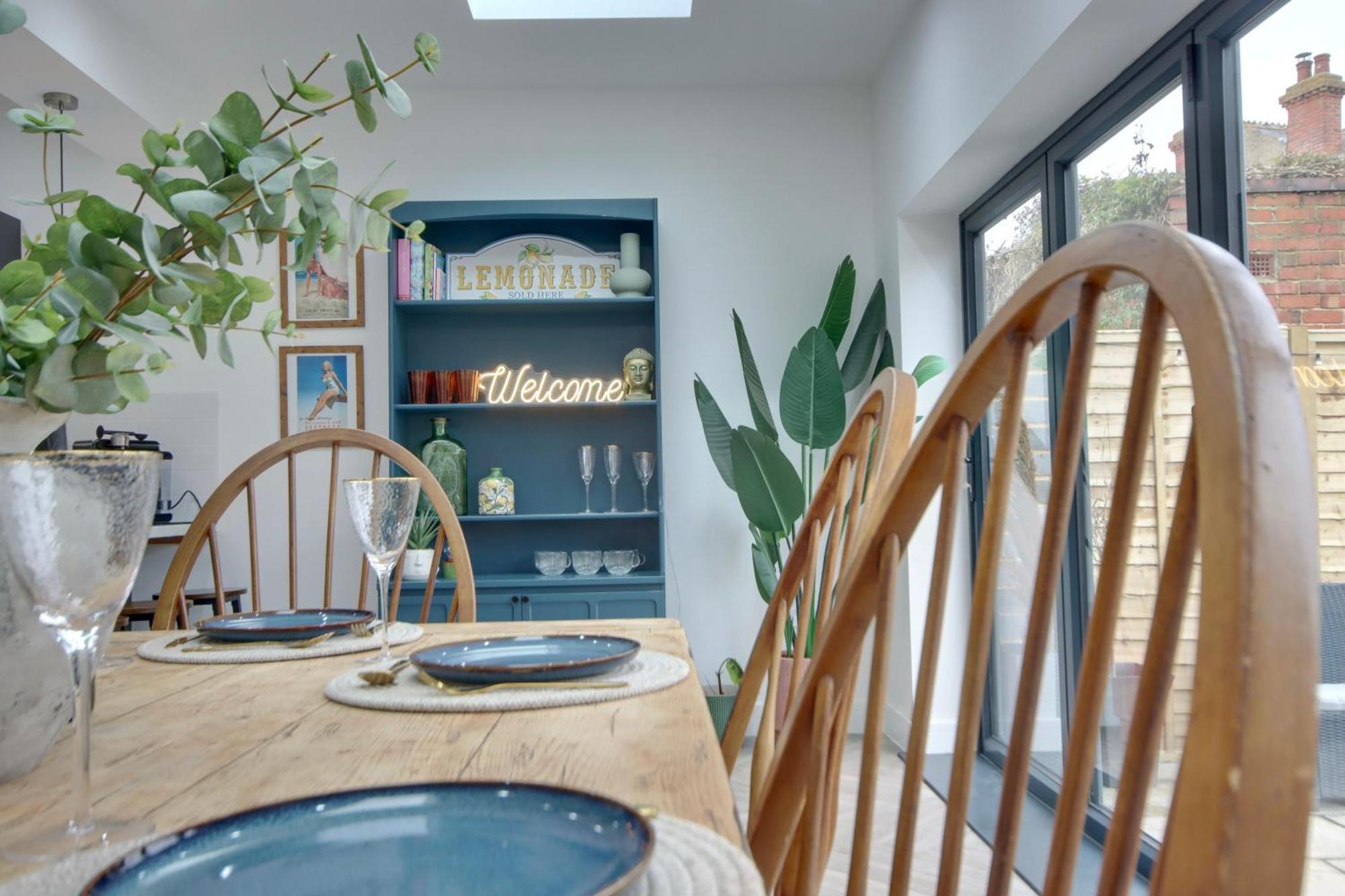 Clover Lodge Portsmouth Luxury Home With Off Road Free Parking 외부 사진
